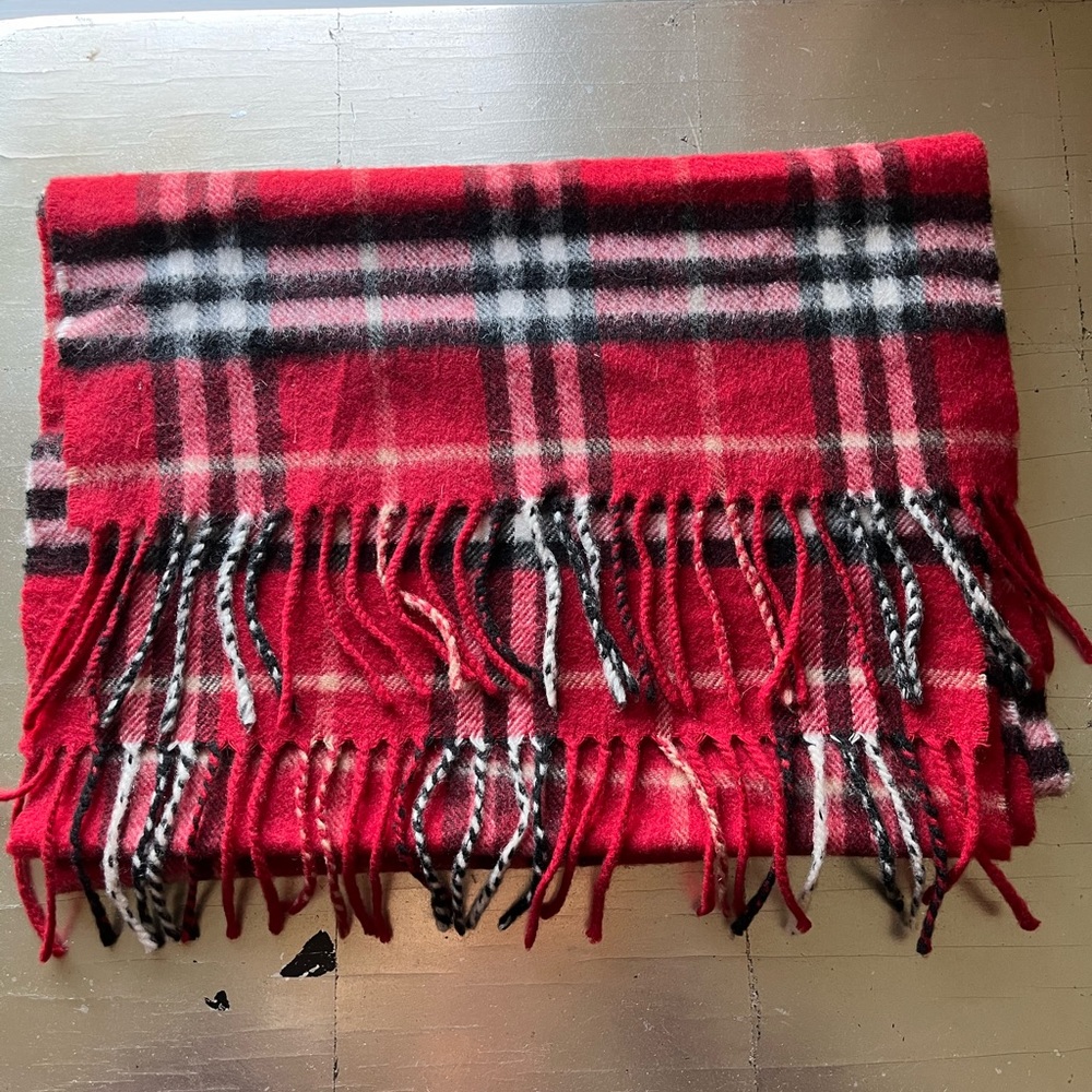 Burberry cashmere scarf